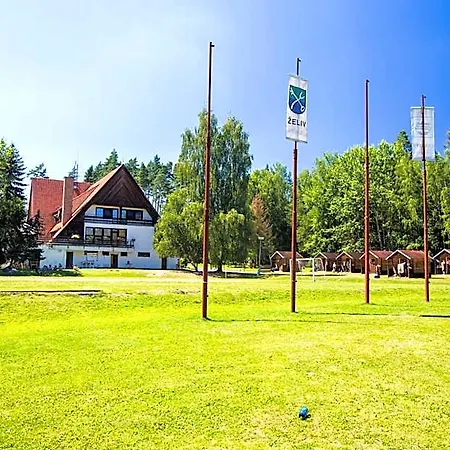 Rekreacni Zarizeni Trnavka Hotel